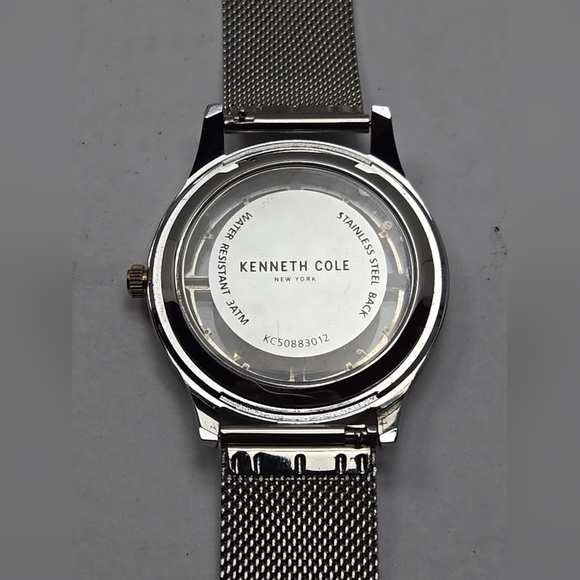 Kenneth Cole KC50883012 Mens Watch Silver Dial Mesh Band New Battery Working - Picture 9 of 9